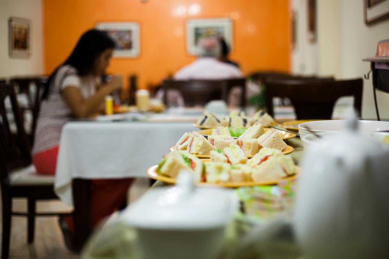 Hotel El Farolito Lima Bagian luar foto